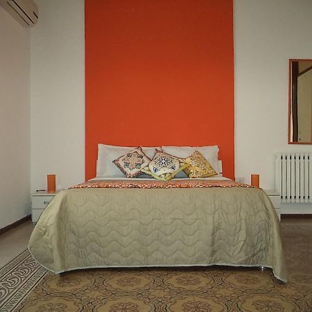 Locami Palermo Centro Rooms Екстер'єр фото