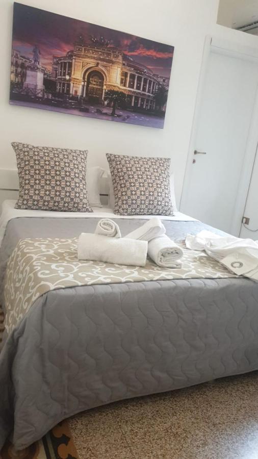 Locami Palermo Centro Rooms Екстер'єр фото