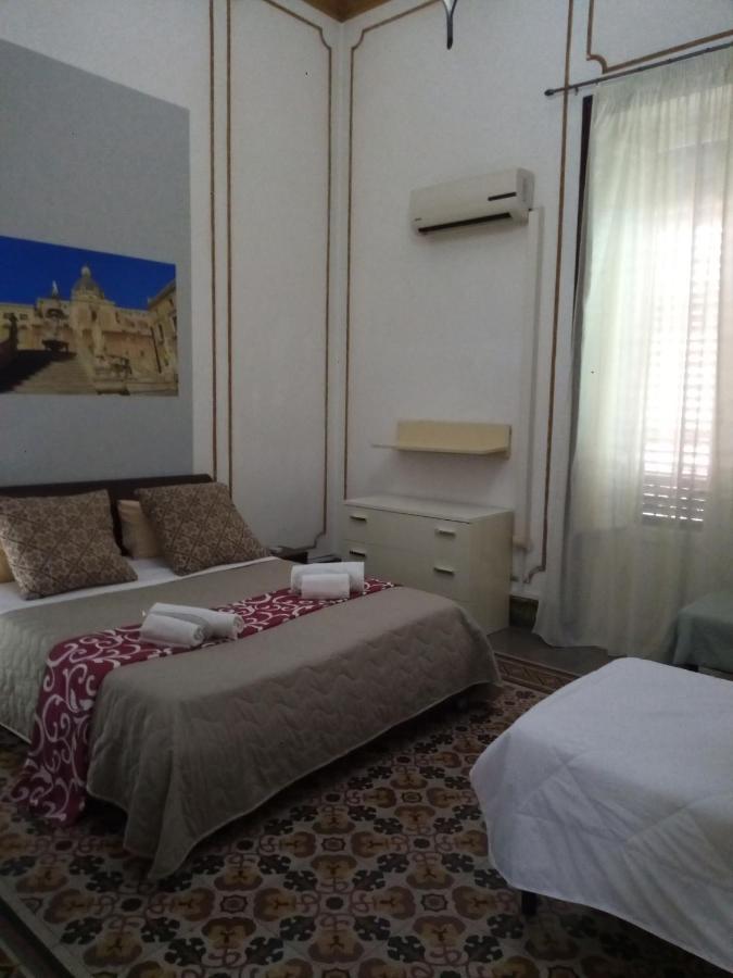 Locami Palermo Centro Rooms Екстер'єр фото