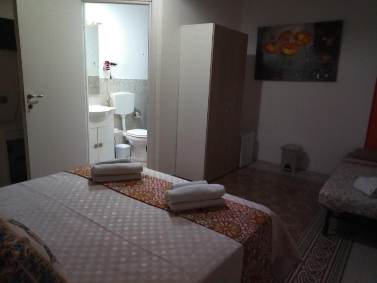 Locami Palermo Centro Rooms Екстер'єр фото